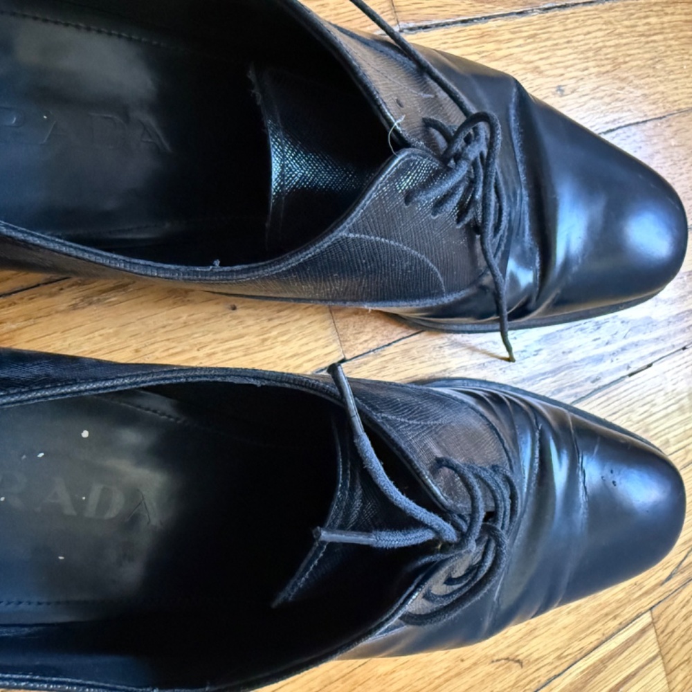 Prada Shoes - Picture 6 of 8